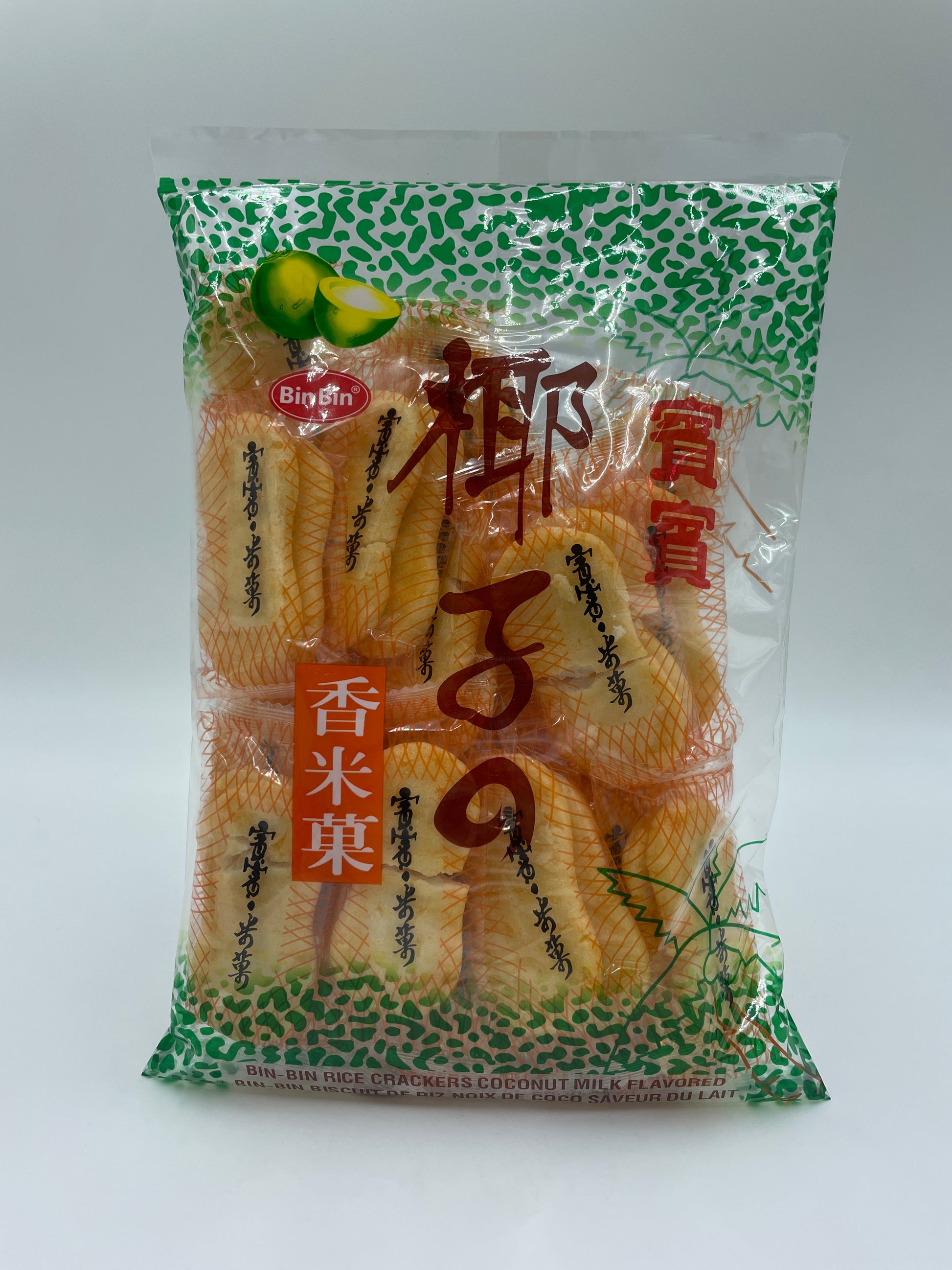 BIN BIN ris-kiks med kokosmælk smag, sprøde snacks med kokosnødsaroma, vises i billedet.