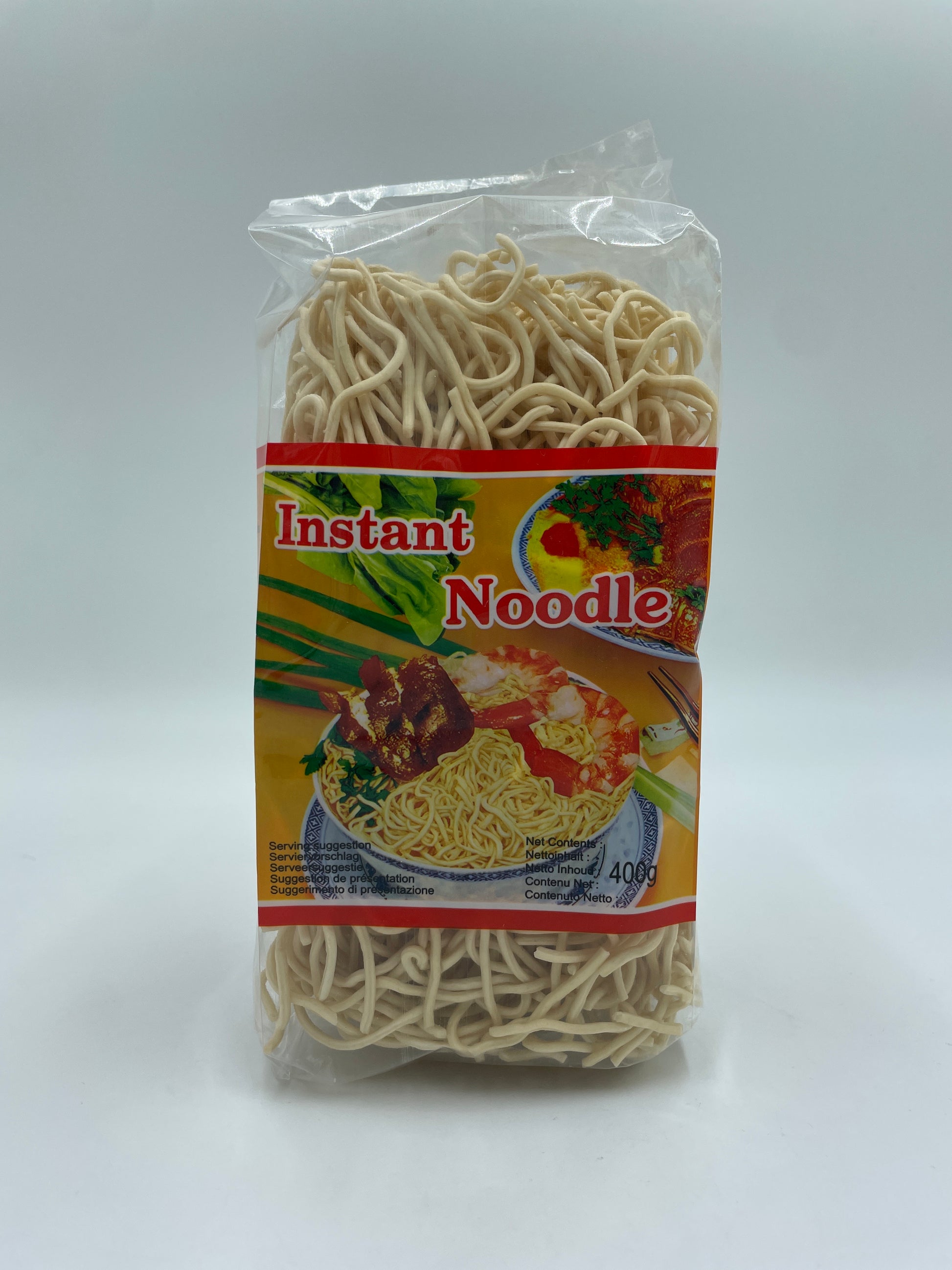 Instant nudler fra LONG LIFE BRAND med skål af ris og nudler, klar til servering.
