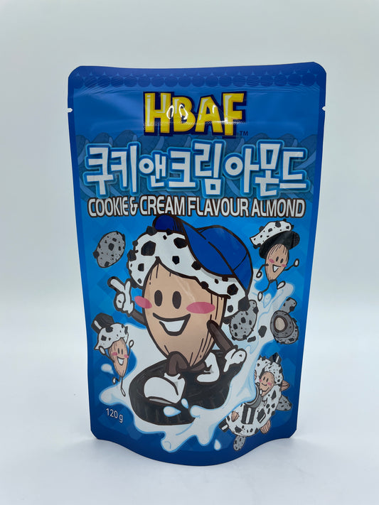 HBAF cookies & cream smagsmandler i gennemsigtig pose, nøddesnacks med chokolade- og vaniljesmag, klar til spisning