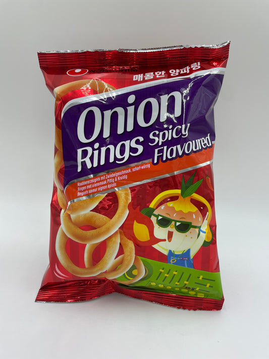 Krydret løgringe snack fra NONGSHIM, sprød og smagfuld spicy flavor, klar til at spise.