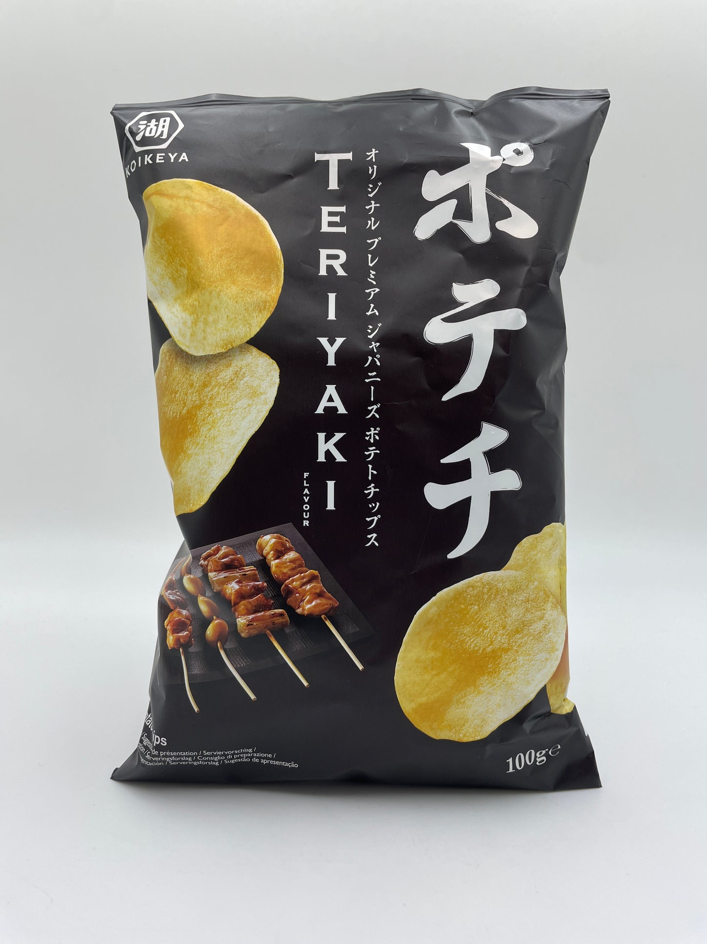 KoiKeya teriyaki-smagende chips, sprøde kartoffelsnacks med asiatisk krydret smag, i en åben pose