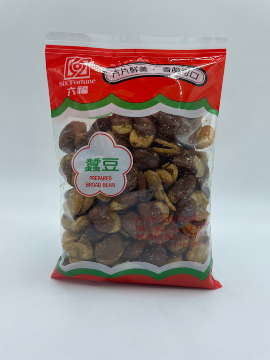 SIX FORTUNE bredbønnesnack i pose, sprød og let saltet, klar til at spise som sund snack.