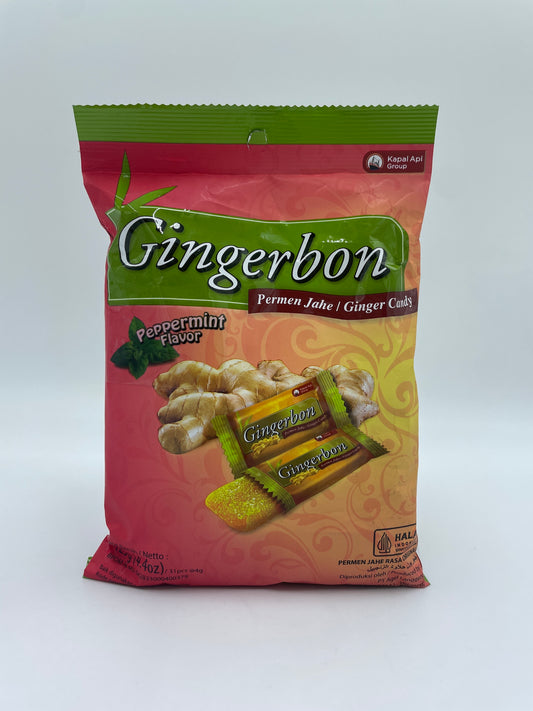 Gingerbon pebermynte smags ginger candies i en gennemsigtig pose, visning af små, glatte ingefær- og pebermyntegodter